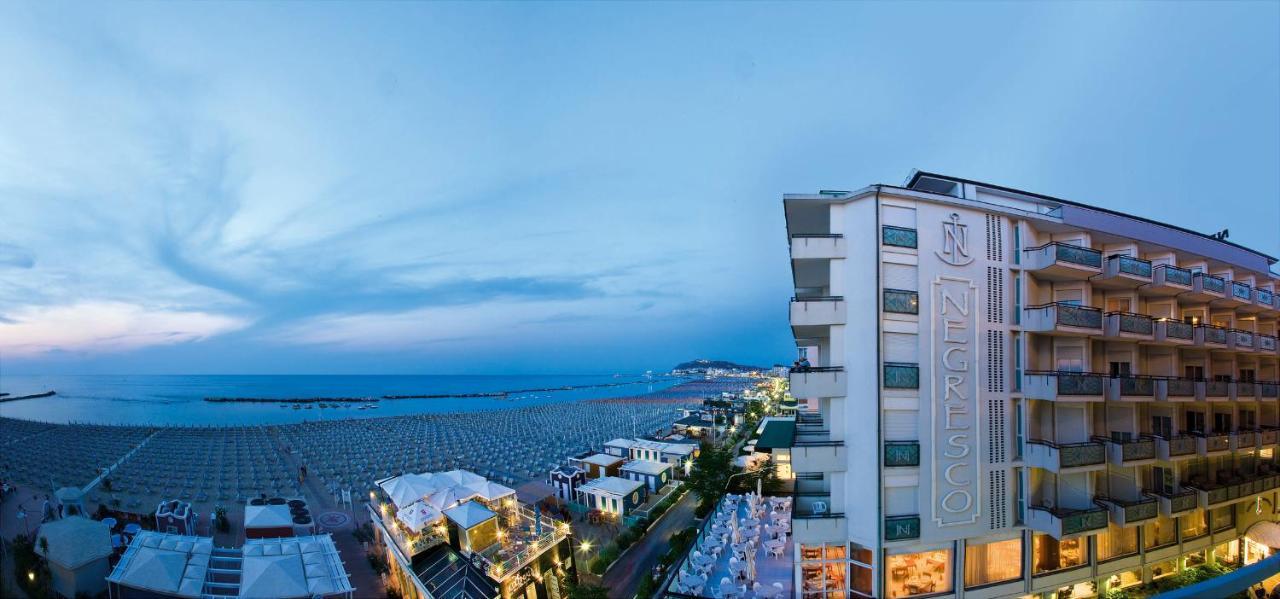 Hotel Negresco Cattolica Eksteriør billede