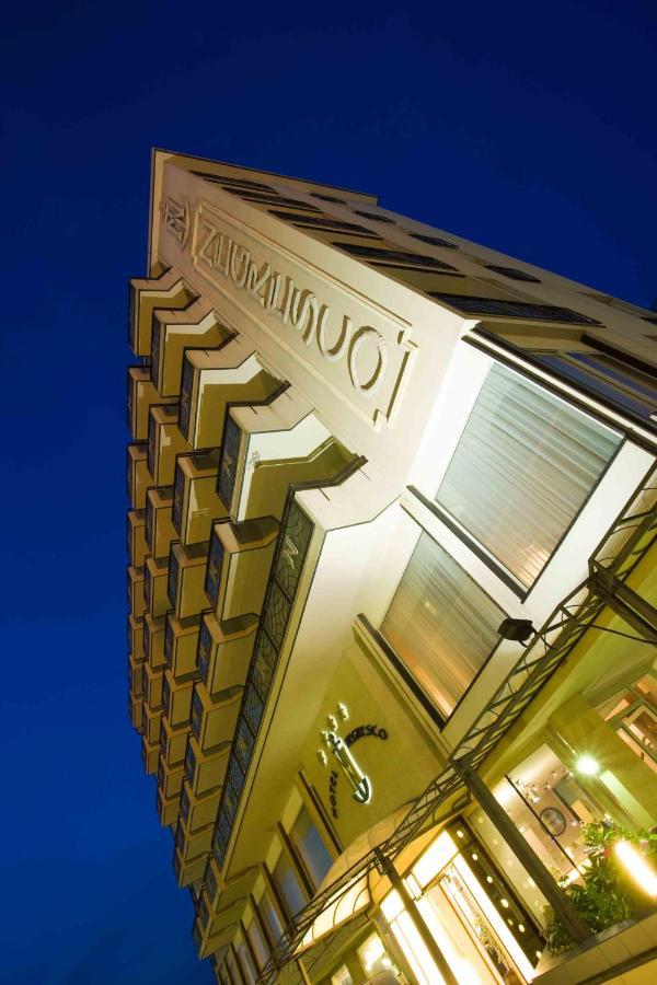 Hotel Negresco Cattolica Eksteriør billede