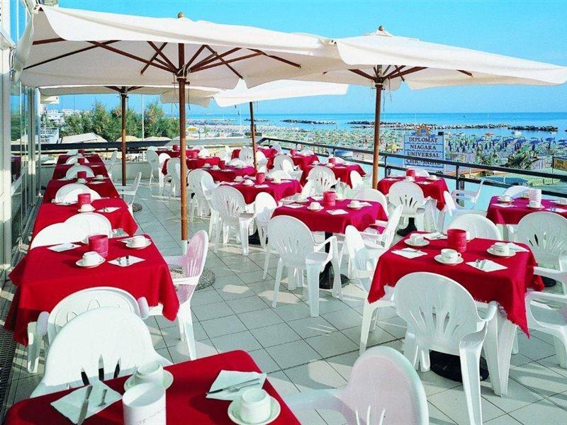 Hotel Negresco Cattolica Eksteriør billede