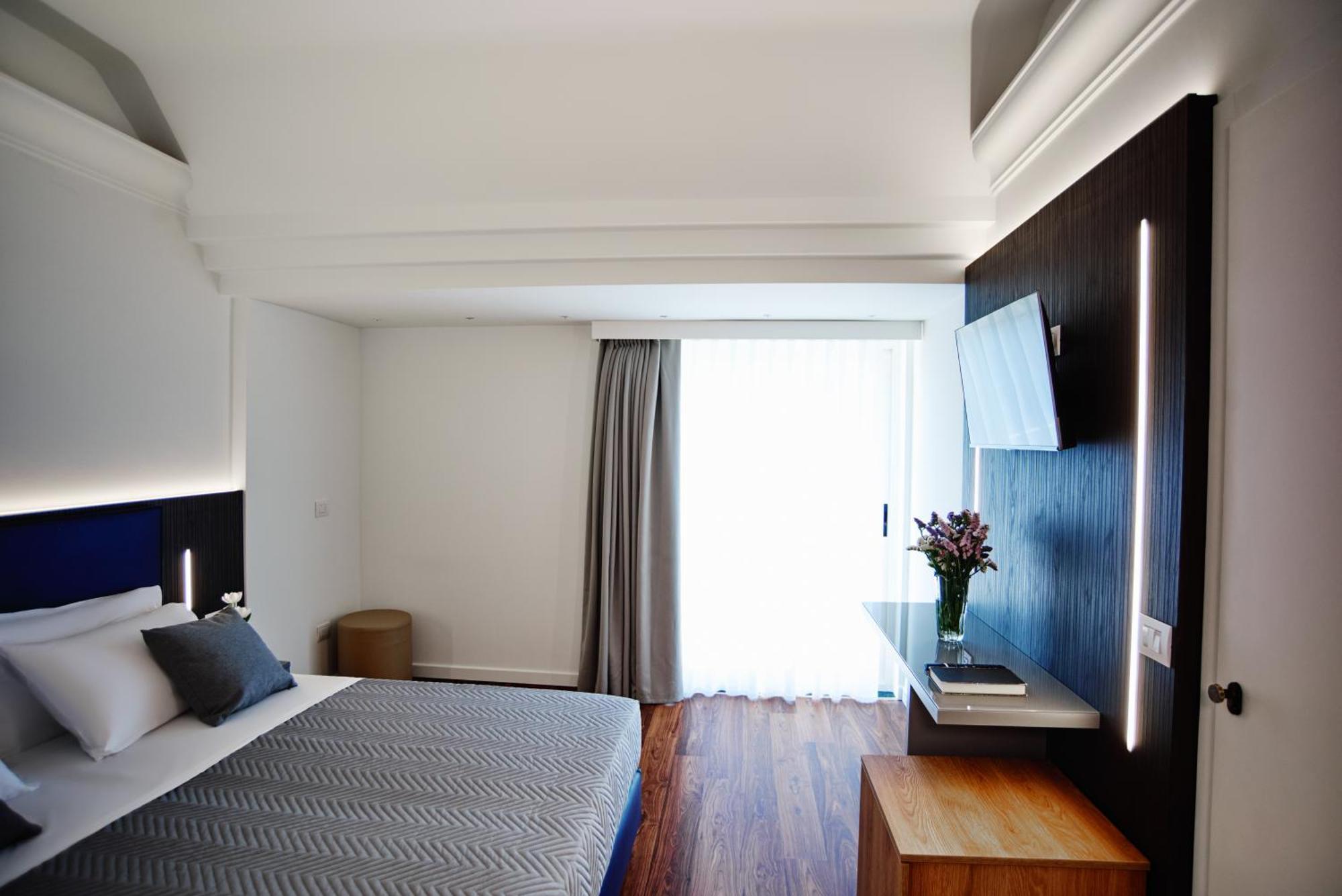 Hotel Negresco Cattolica Eksteriør billede