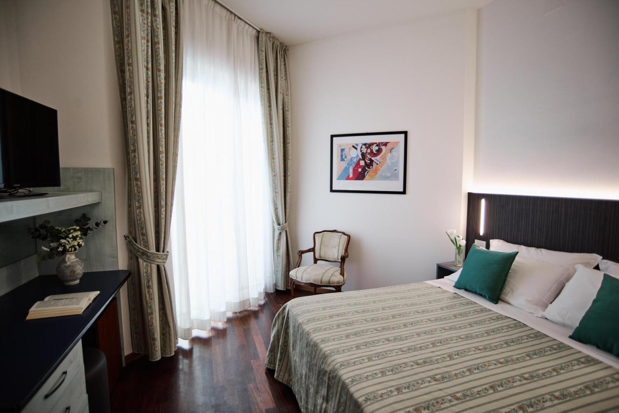 Hotel Negresco Cattolica Eksteriør billede